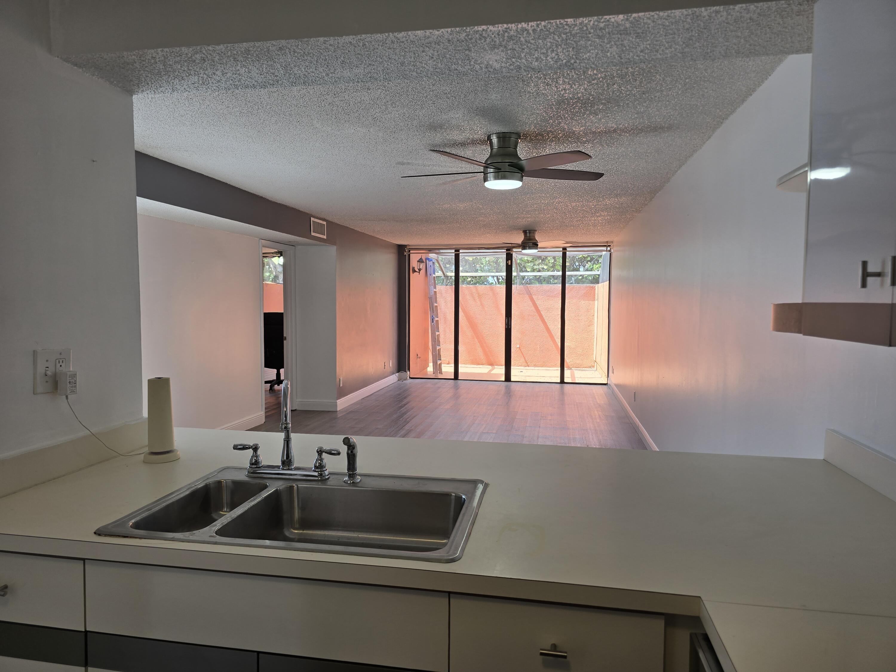 10343 Greenhouse Road Pembroke Pines, FL 33026 - Photo 36 of 42 1000051925