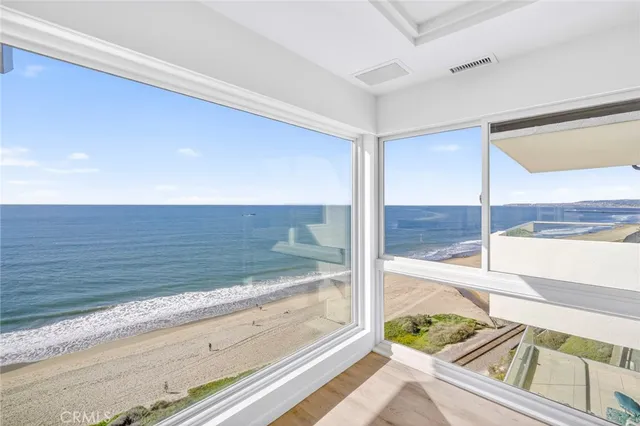 a view of an entryway