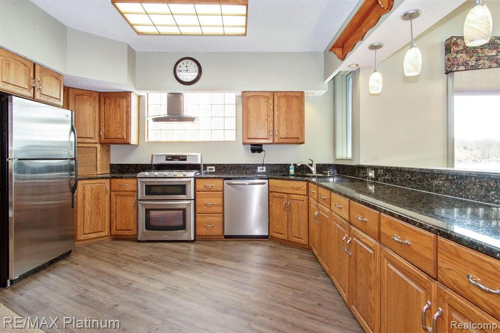 2637 Rubbins Road Howell, MI 48843 - Photo 15 of 56