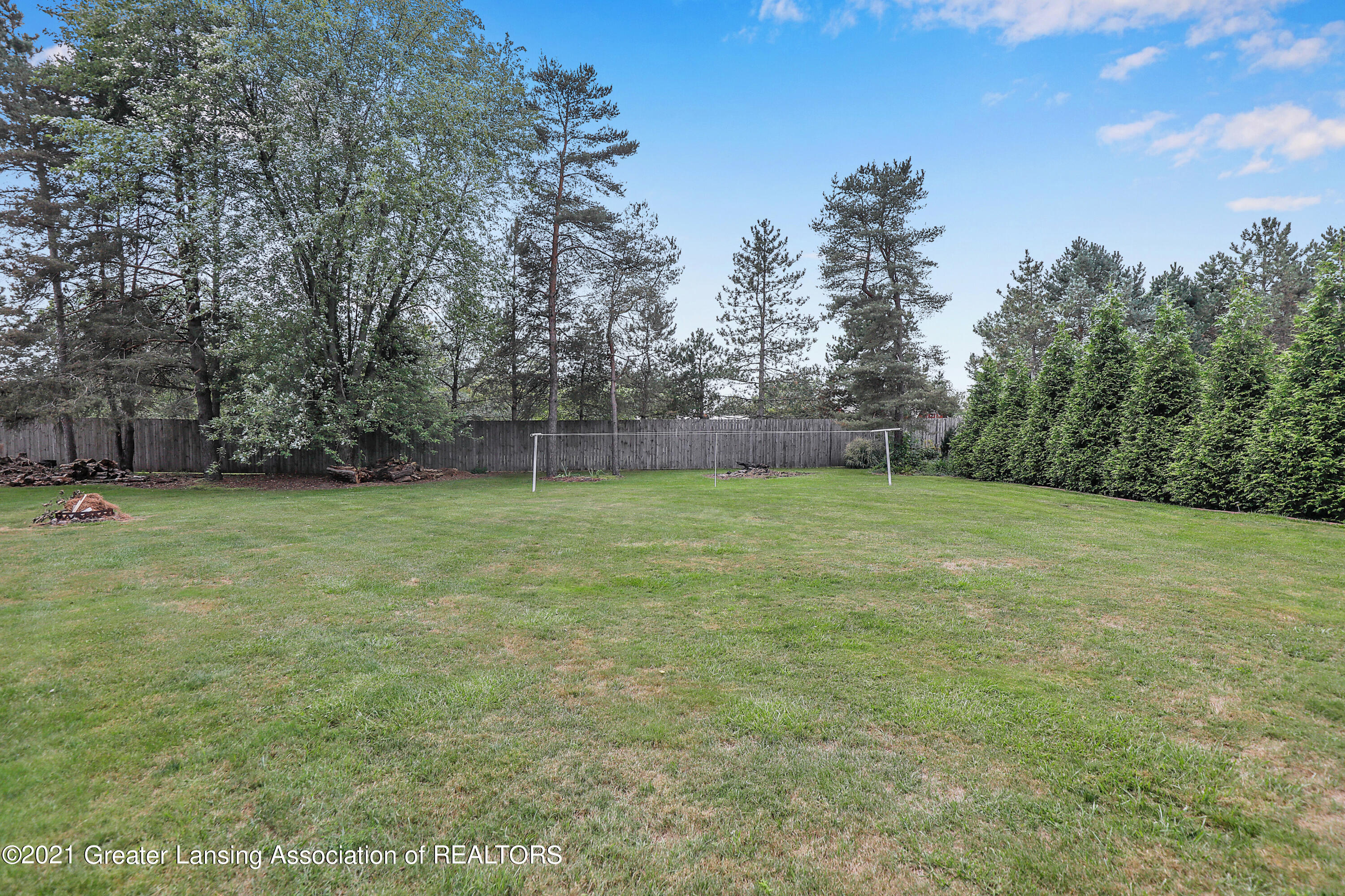 13070 Turner Road Dewitt, MI 48820 - Photo 22 of 35 backyard