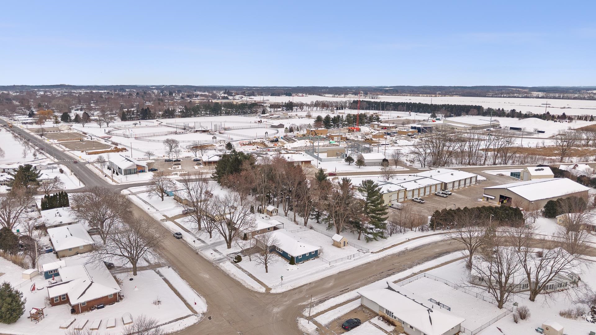 190 South Oak Street Oregon, WI 53575 - Photo 15 of 56