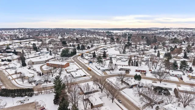 $425,000 | 190 South Oak Street, Oregon, WI 53575