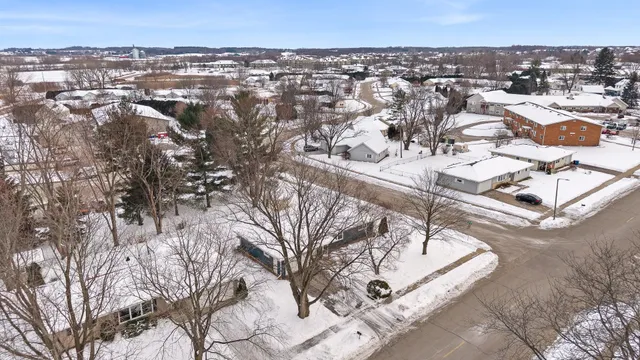 $425,000 | 190 South Oak Street, Oregon, WI 53575