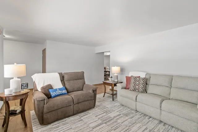 $425,000 | 190 South Oak Street, Oregon, WI 53575