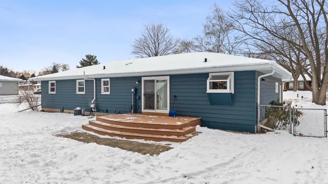 $425,000 | 190 South Oak Street, Oregon, WI 53575