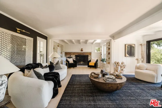 $22,995 | 3100 Coldwater Canyon Avenue, Studio City, CA 91604