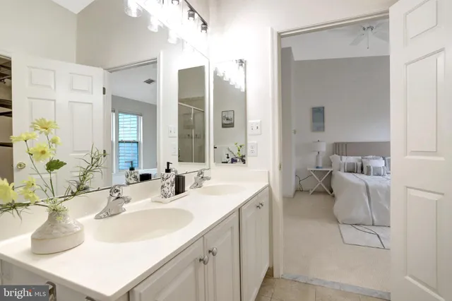 $985,000 | 2019 North Buchanan Court, Arlington, VA 22207