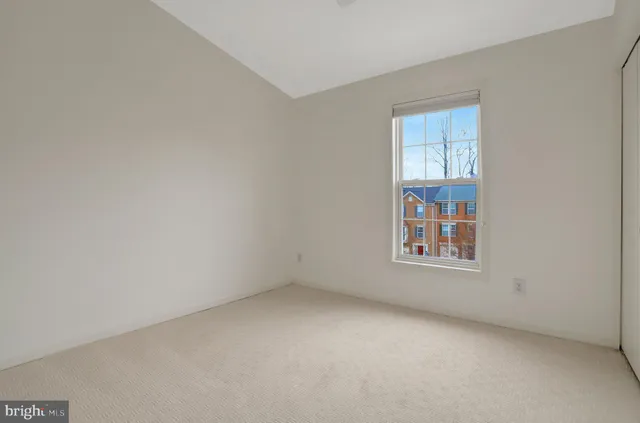 $985,000 | 2019 North Buchanan Court, Arlington, VA 22207