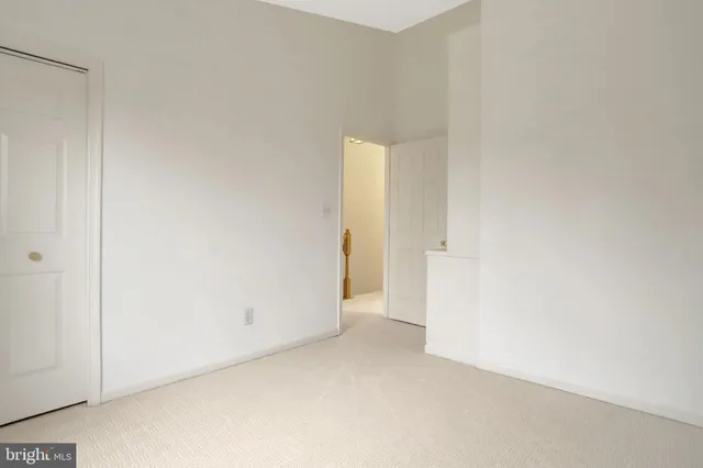 $985,000 | 2019 North Buchanan Court, Arlington, VA 22207