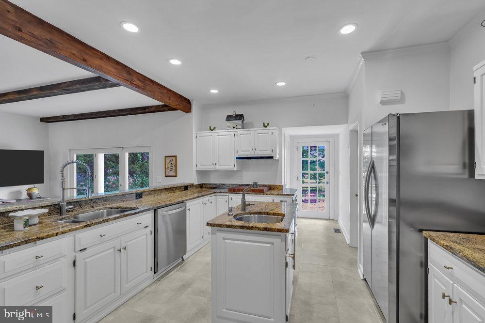 156 Cranbury Neck Road Plainsboro, NJ 08536 - Photo 22 of 86
