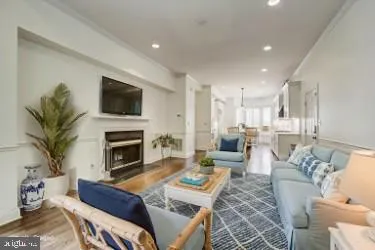 $1,625,000 | 1 Town Gate Court, Bethesda, MD 20817