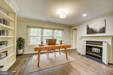 $1,625,000 | 1 Town Gate Court, Bethesda, MD 20817