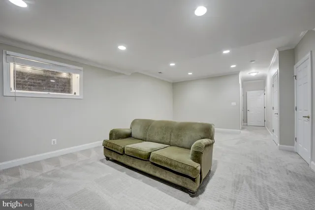 $1,625,000 | 1 Town Gate Court, Bethesda, MD 20817