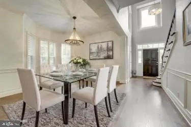 $1,625,000 | 1 Town Gate Court, Bethesda, MD 20817