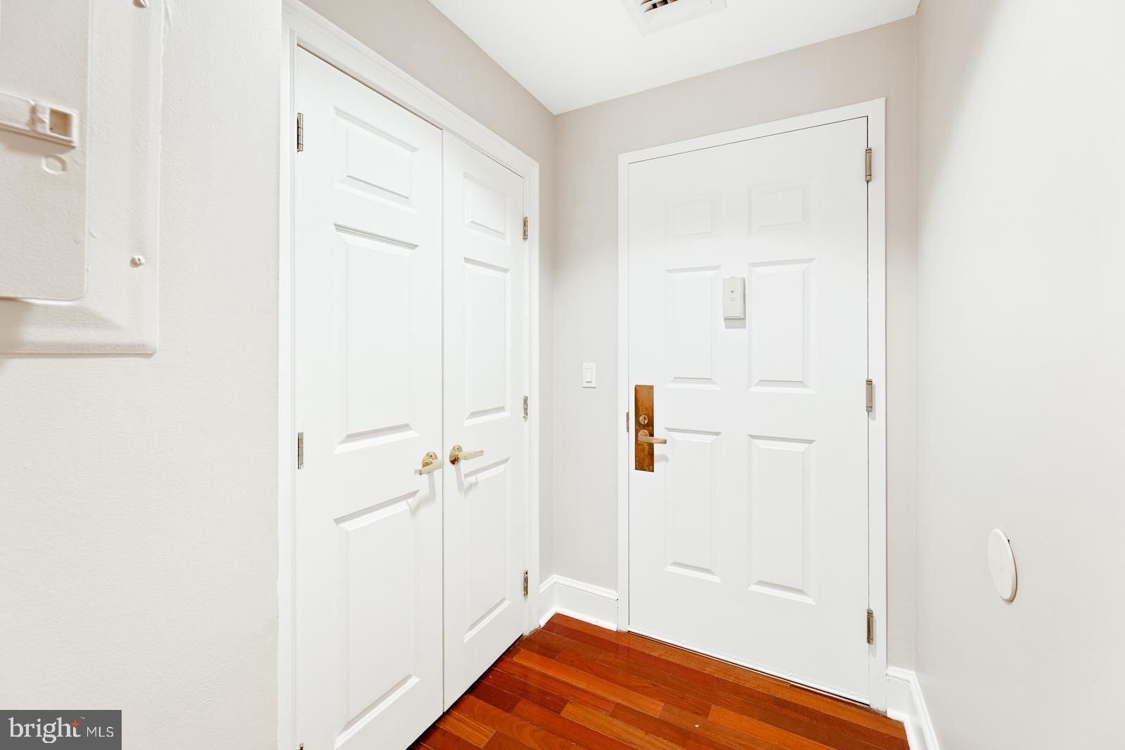 1500-00 Chestnut Street, Unit 19F Philadelphia, PA 19102 - Photo 12 of 33 a view of room with wooden floor