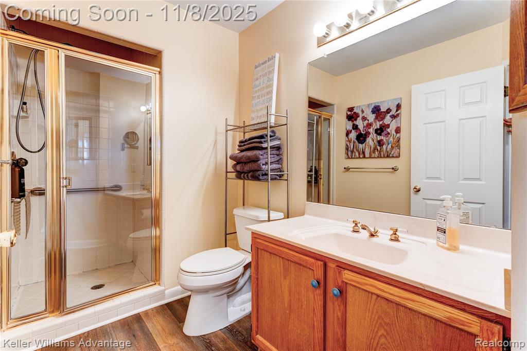 22166 Edgewater Novi, MI 48375 - Photo 18 of 32 Gallery Image 18