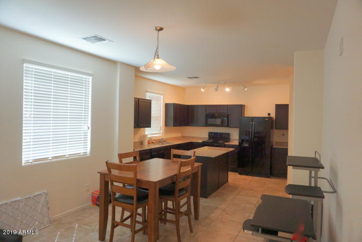 4734 West Fremont Rd. Laveen, AZ 85339 - Photo 12 of 29 Dining