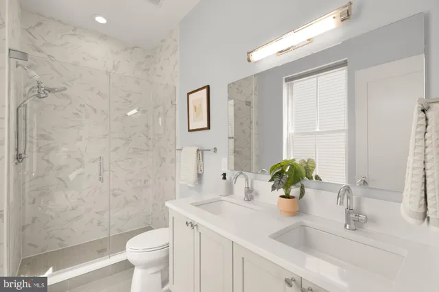 a view of walk in closet