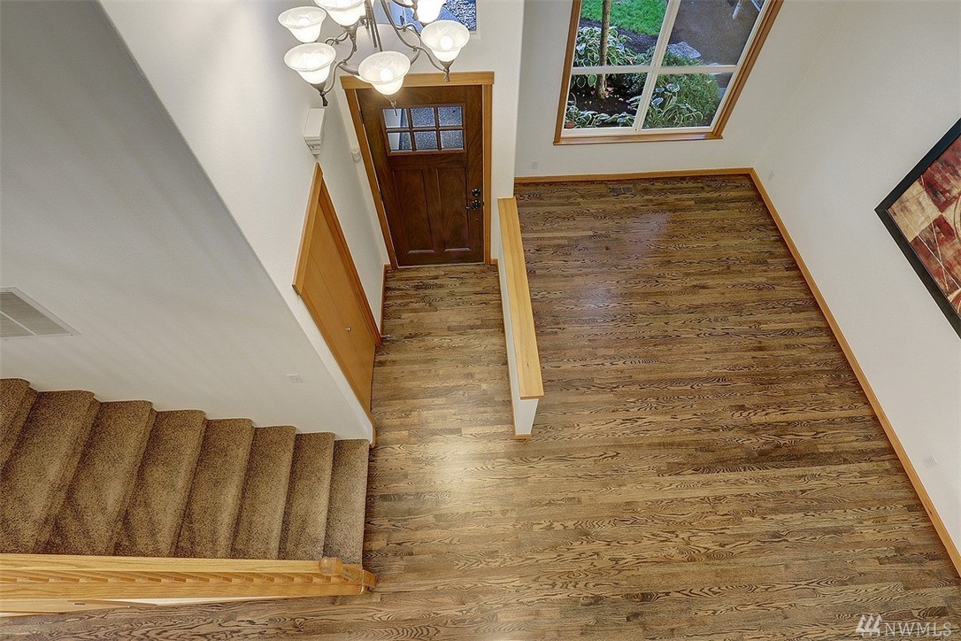 4818 151st Street Southwest Edmonds, WA 98026 - Photo 5 of 22 Gallery Image 5