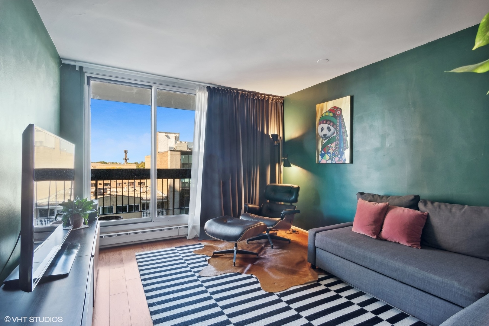 5901 North Sheridan Road, Unit 8K Chicago, IL 60660 - Photo 13 of 23 Gallery Image 13