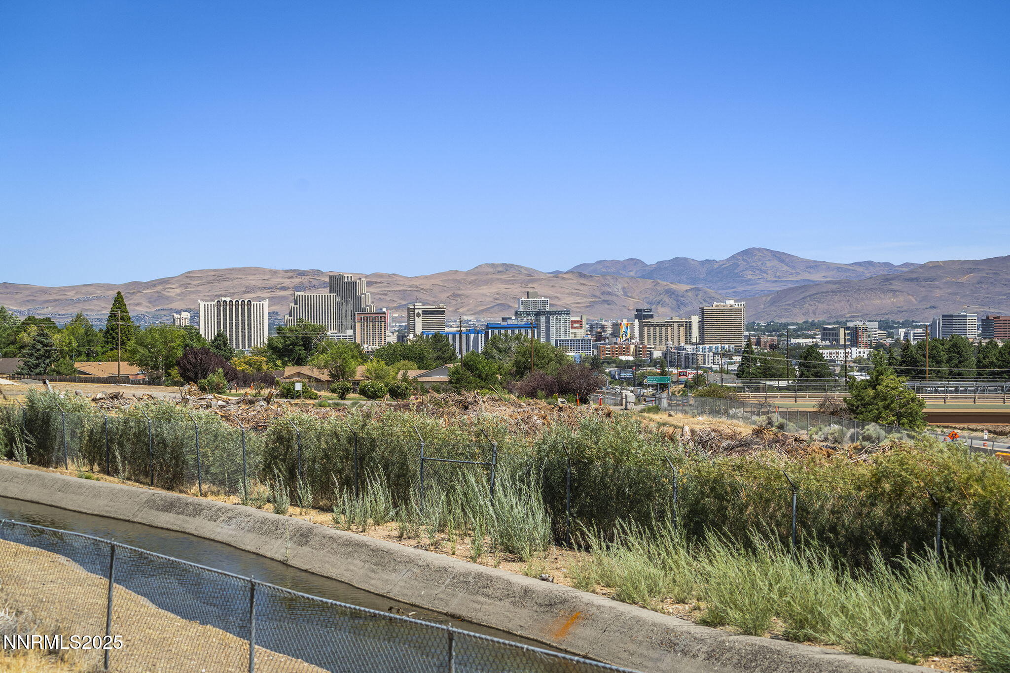 2745 Everett Drive Reno, NV 89503 - Photo 28 of 34 29-web-or-mls-_DSC4697