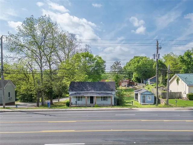 $200,000 | 4105 Washington Street Southwest, Covington, GA 30014