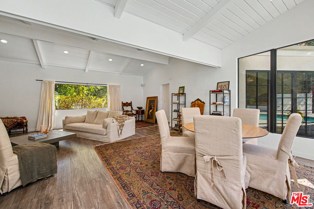 13019 Sky Valley Road Los Angeles, CA 90049 - Photo 11 of 49