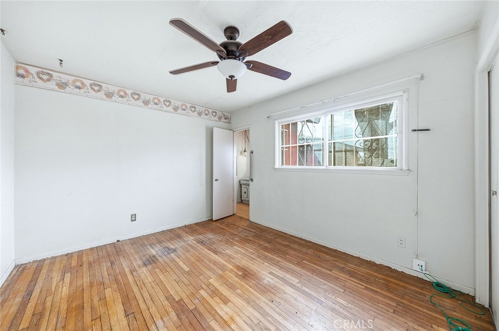 285 East Carter Street Rialto, CA 92376 - Photo 12 of 27