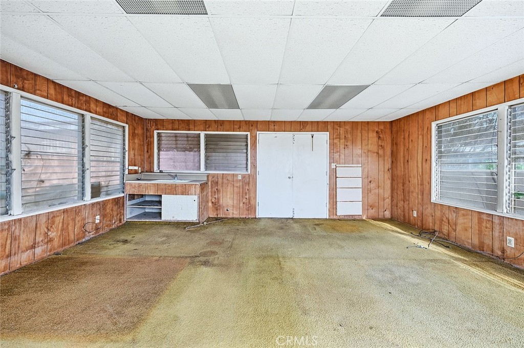 285 East Carter Street Rialto, CA 92376 - Photo 19 of 27