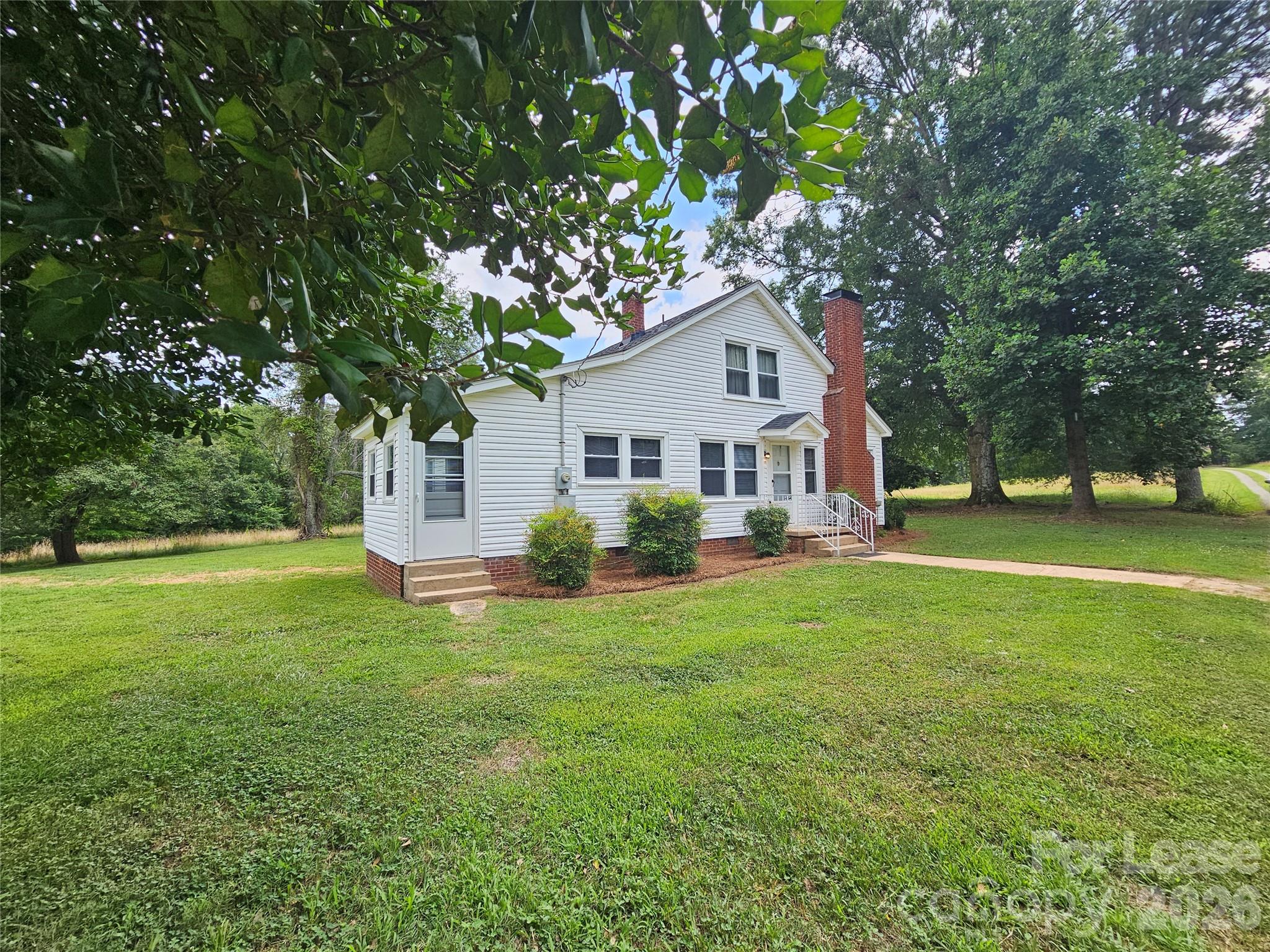 1129 Costner Road Shelby, NC 28150 - Photo 4 of 16