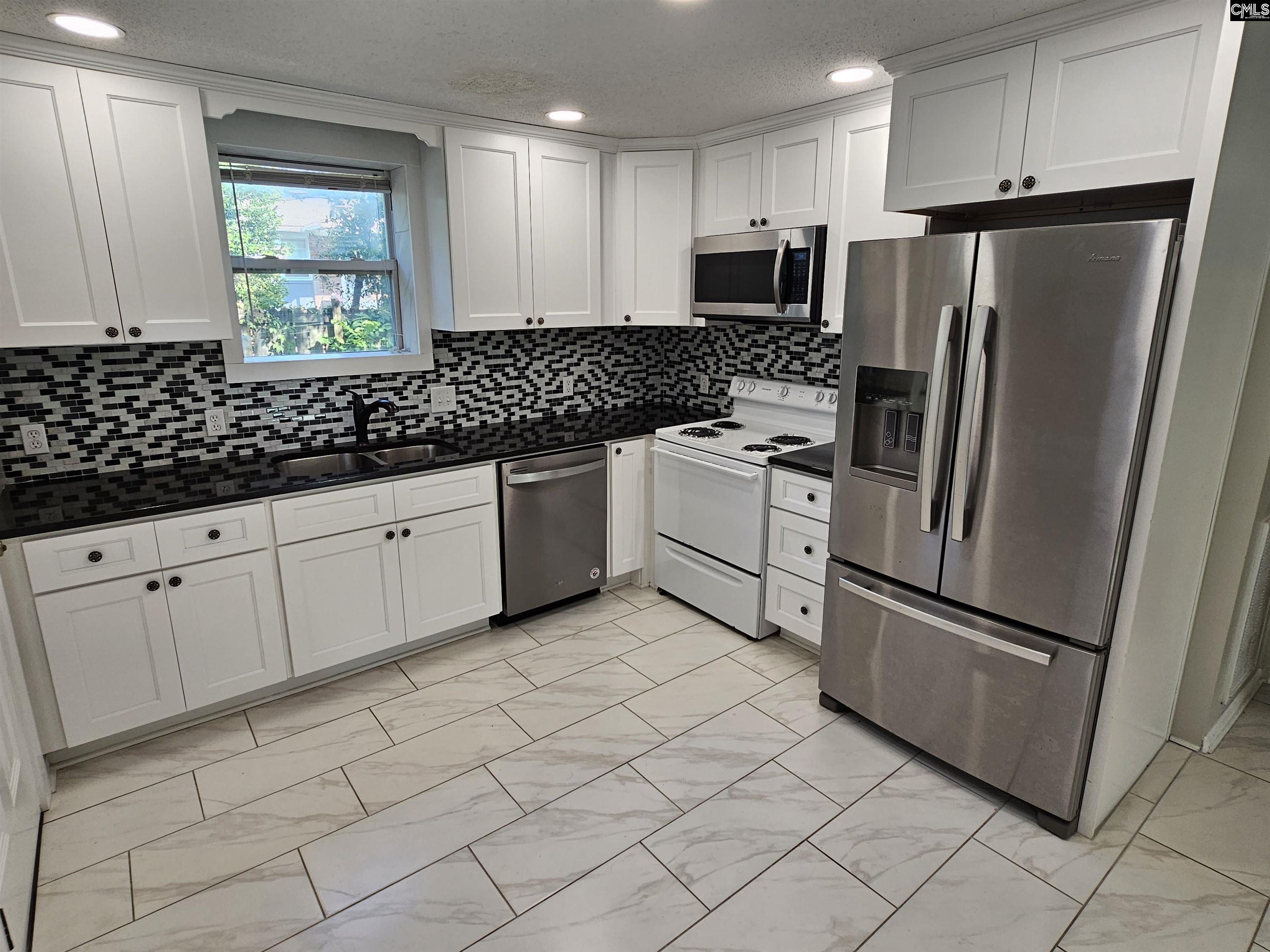802 South Kilbourne Road Columbia, SC 29205 - Photo 5 of 18