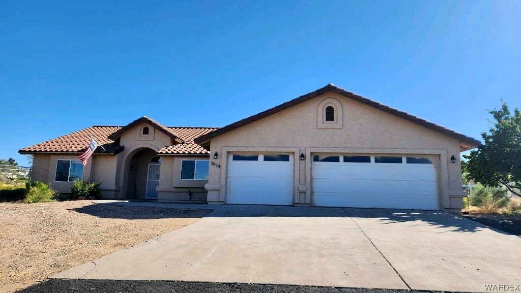 3824 Packsaddle Road Kingman, AZ 86401 - Photo 3 of 96 Gallery Image 3