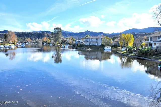 a view of a lake with houses