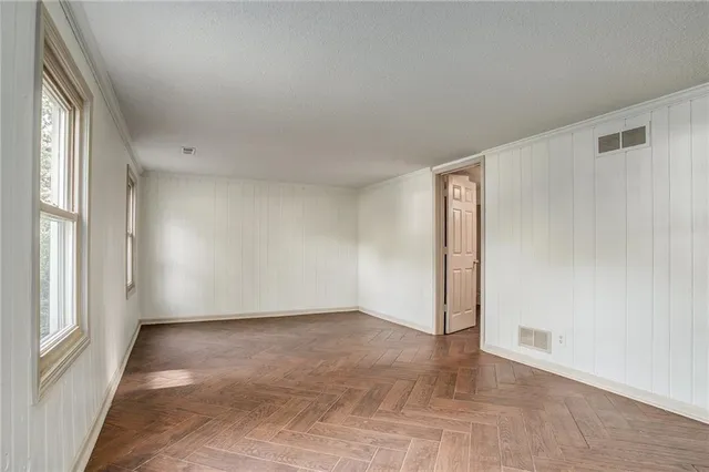 $219,000 | 5137 North Palmer Avenue, Kansas City, MO 64119