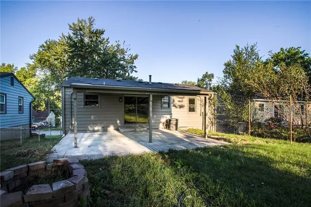 $219,000 | 5137 North Palmer Avenue, Kansas City, MO 64119