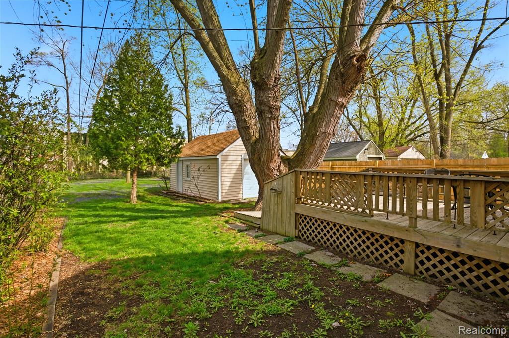 630 Stratford Road Ferndale, MI 48220 - Photo 18 of 20 Gallery Image 18