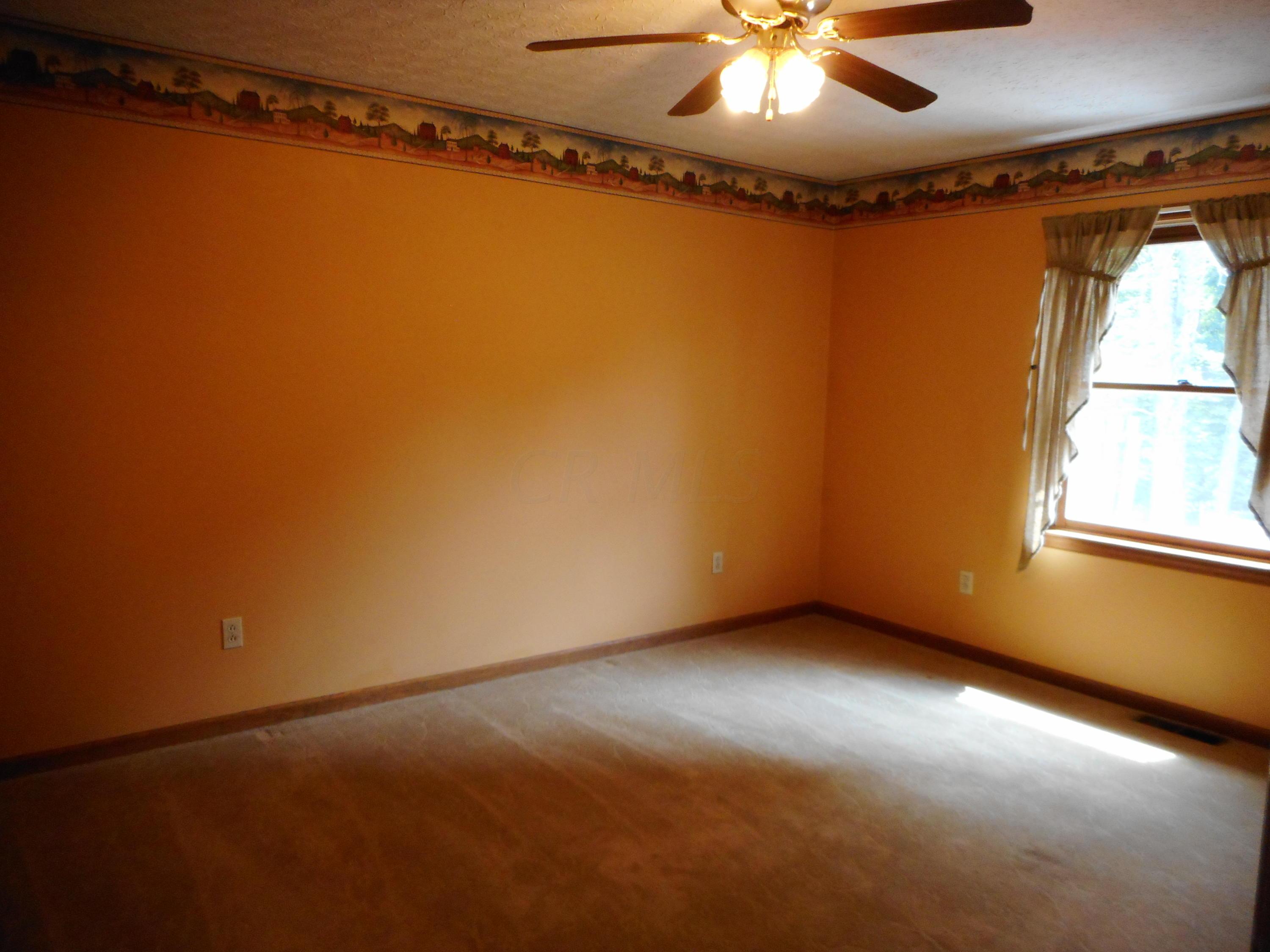 19619 Ringgold Southern Road Circleville, OH 43113 - Photo 16 of 18