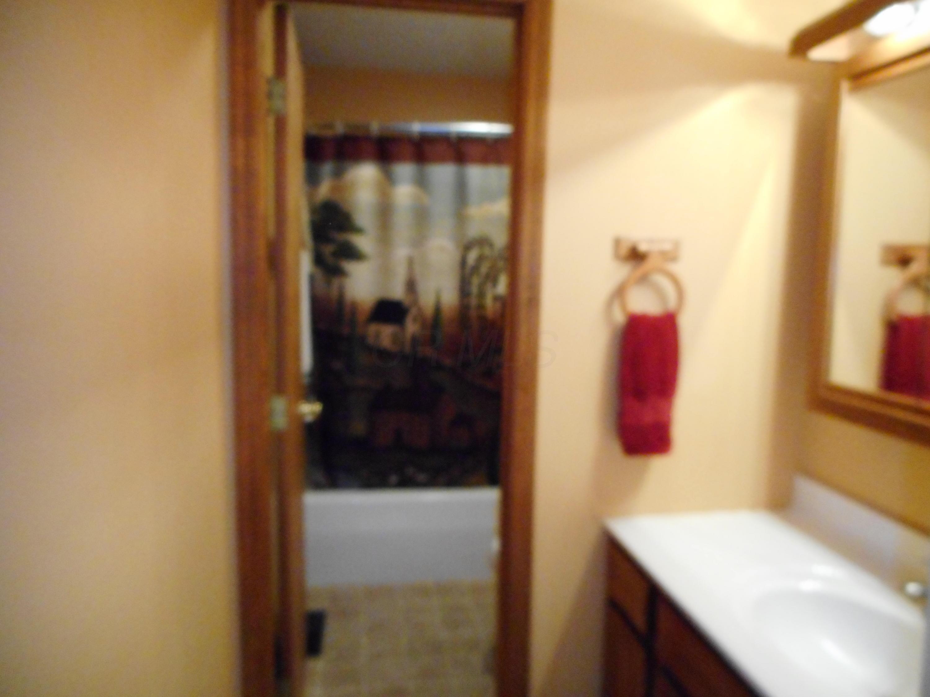 19619 Ringgold Southern Road Circleville, OH 43113 - Photo 17 of 18