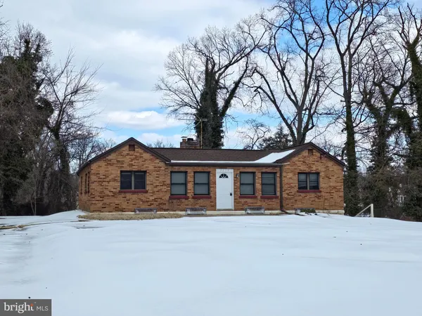 $425,000 | 5110 South Barnaby Road, Temple Hills, MD 20748