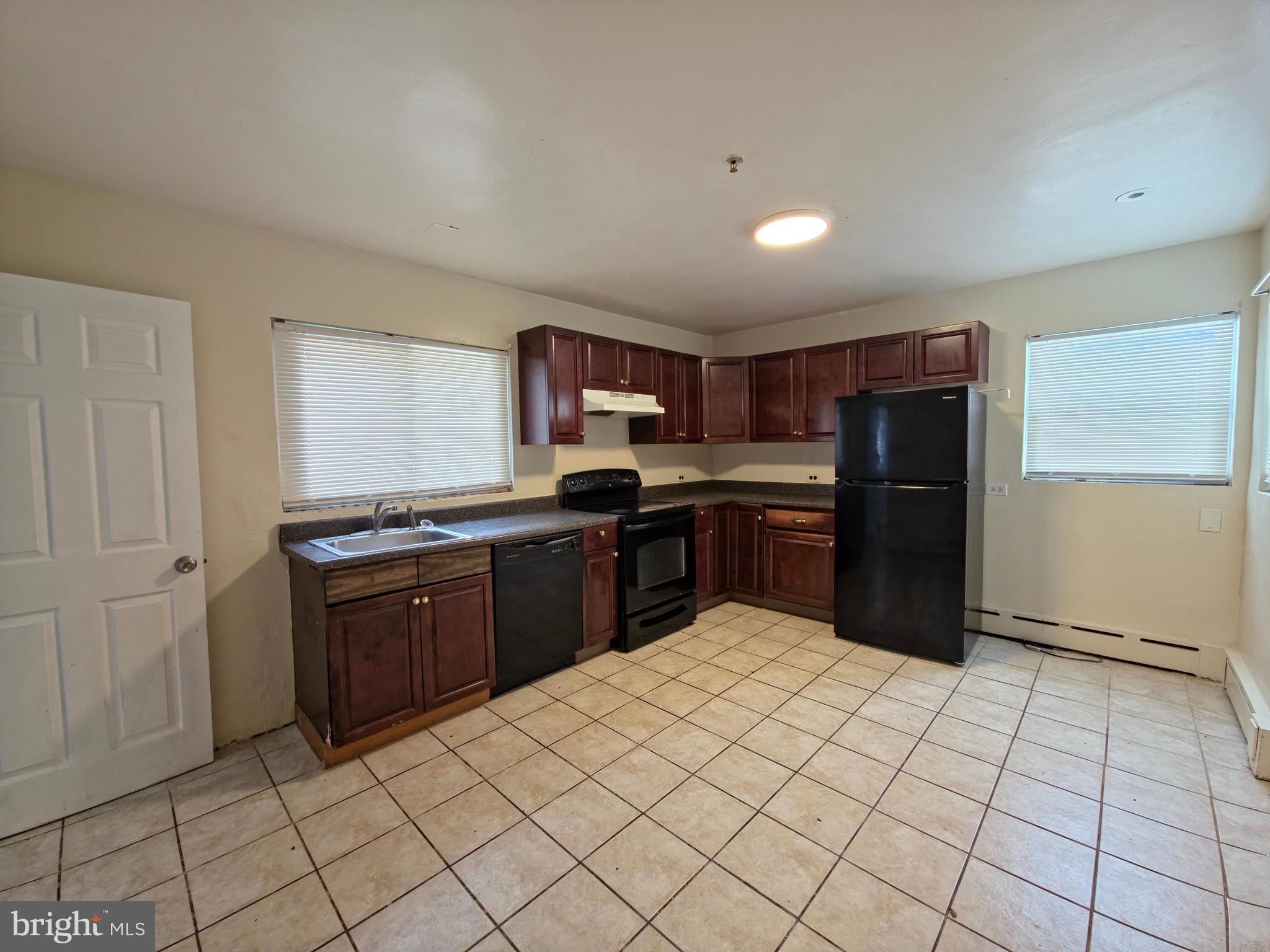 5110 South Barnaby Road Temple Hills, MD 20748 - Photo 14 of 31