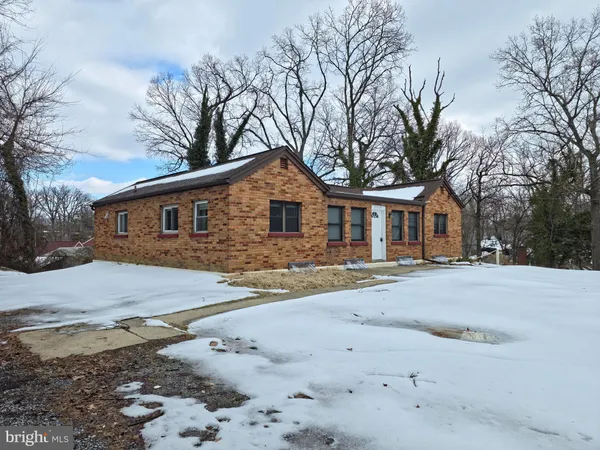 $425,000 | 5110 South Barnaby Road, Temple Hills, MD 20748