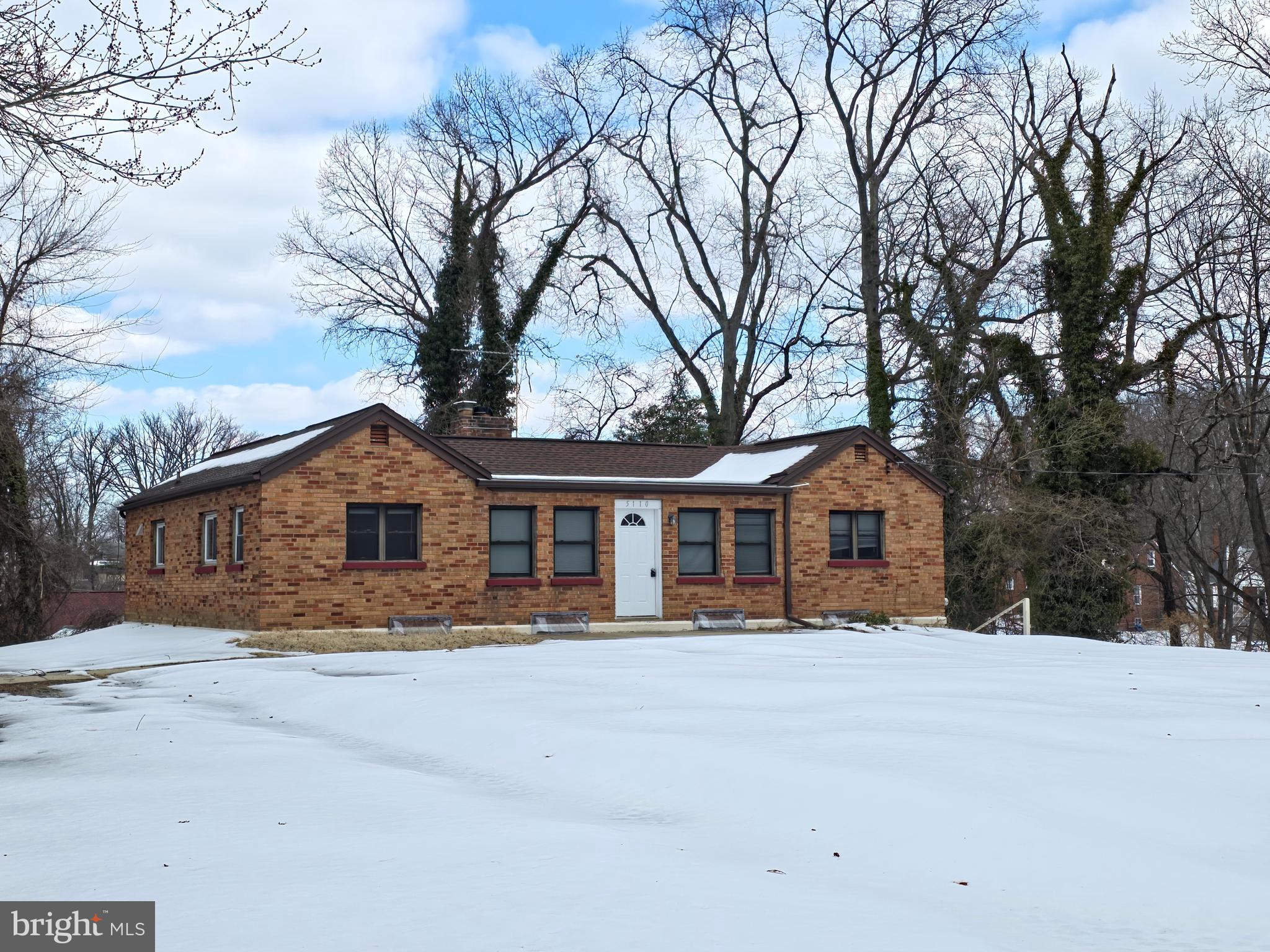 5110 South Barnaby Road Temple Hills, MD 20748 - Photo 3 of 31