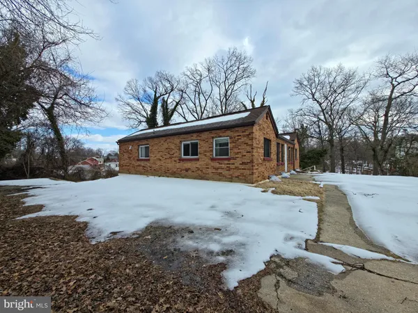 $425,000 | 5110 South Barnaby Road, Temple Hills, MD 20748