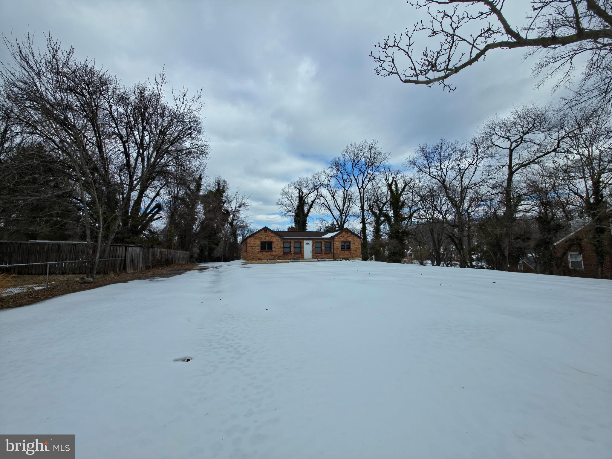 5110 South Barnaby Road Temple Hills, MD 20748 - Photo 6 of 31