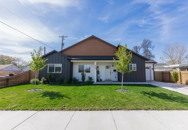 $375,000 | 507 East Washington Avenue, Nampa, ID 83686