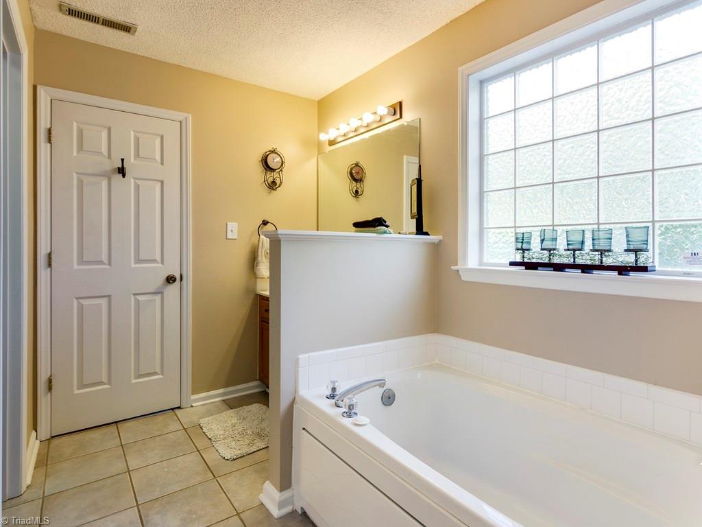 6016 Holder Road Clemmons, NC 27012 - Photo 14 of 30 Gallery Image 14