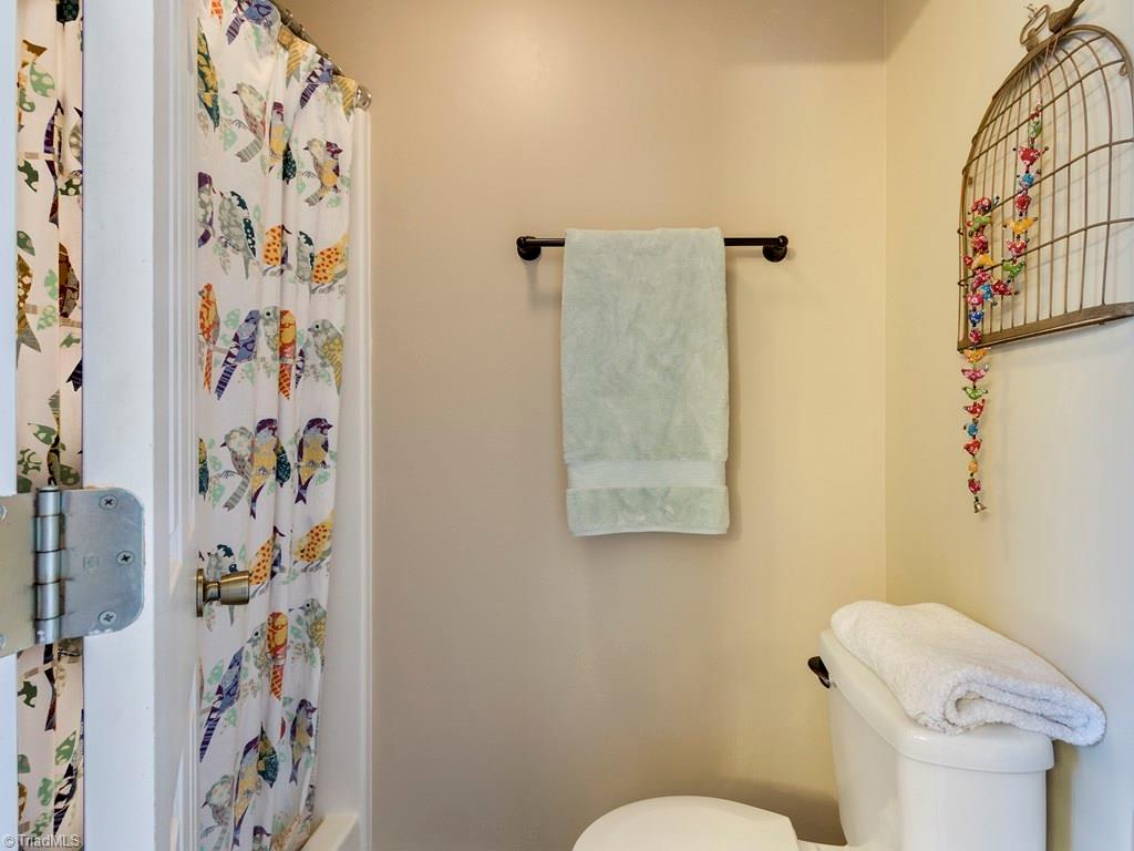 6016 Holder Road Clemmons, NC 27012 - Photo 16 of 30 Gallery Image 16