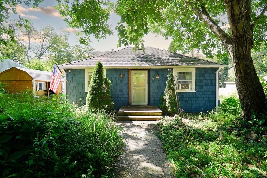 48 Hyannis Road Plymouth, MA 02360 - Photo 1 of 17 Gallery Image 1