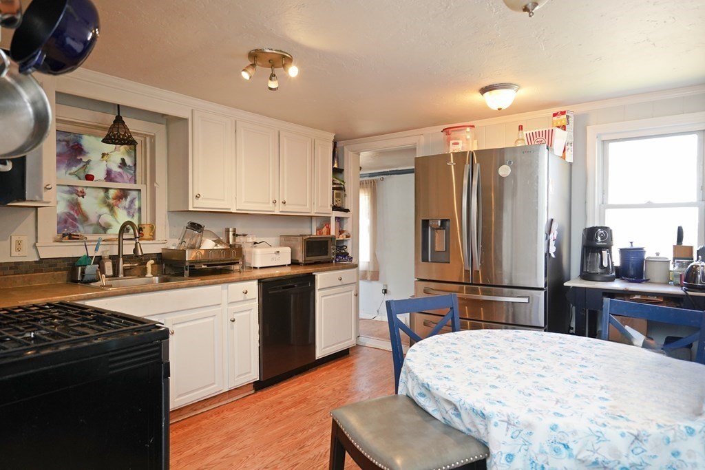 48 Hyannis Road Plymouth, MA 02360 - Photo 2 of 17 Gallery Image 2