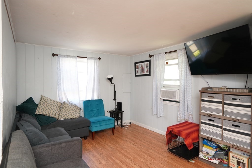 48 Hyannis Road Plymouth, MA 02360 - Photo 4 of 17 Gallery Image 4